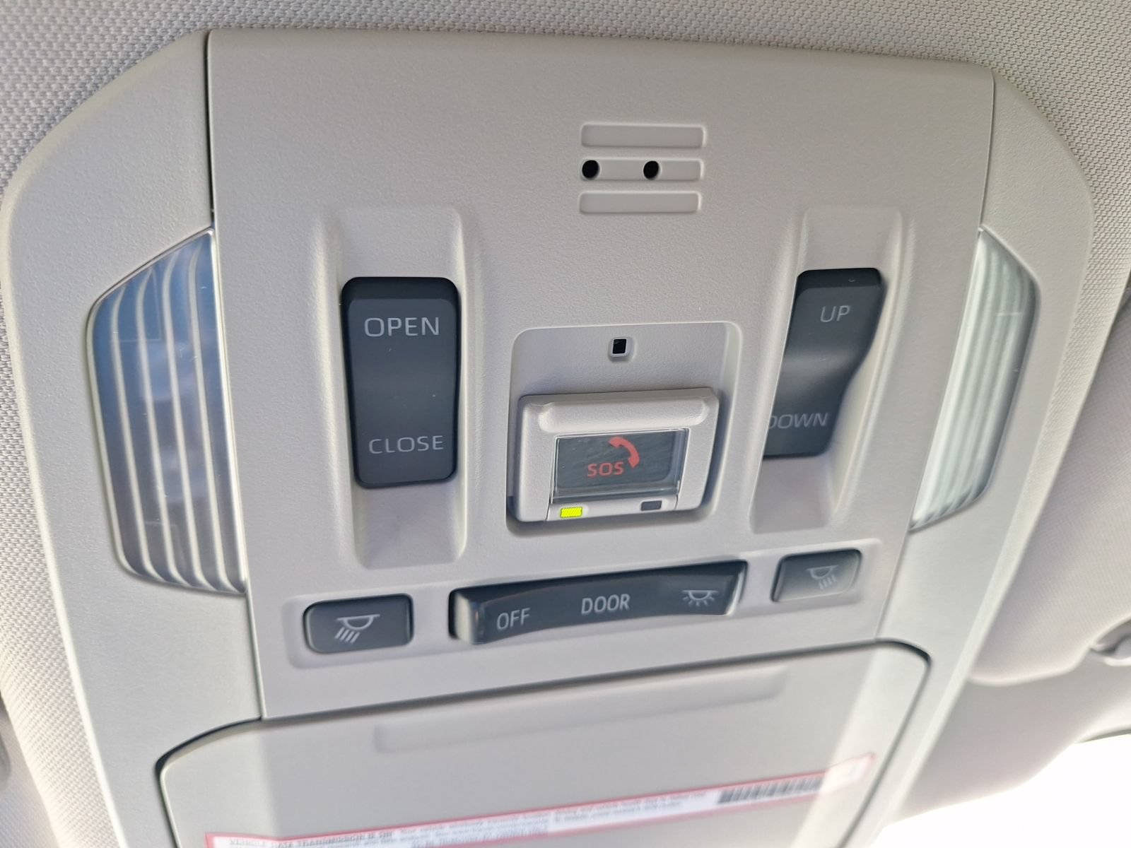 Used 2023 Toyota Highlander XLE FWD image 28
