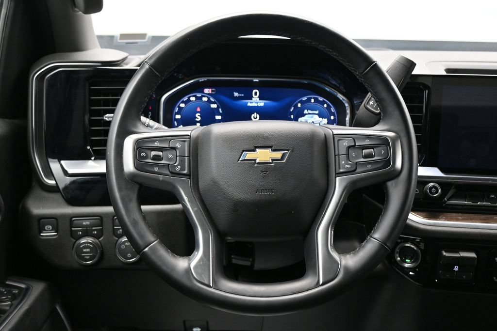 Used 2026 Chevrolet Silverado 1500 LT AWD/4WD image 15