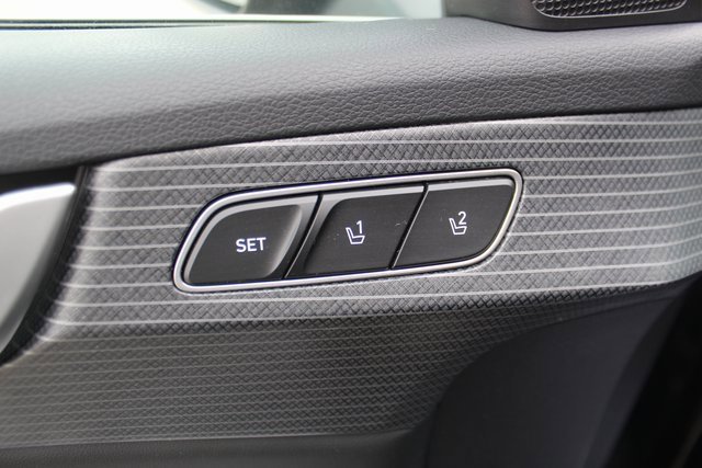 Used 2024 Hyundai Palisade Limited image 10