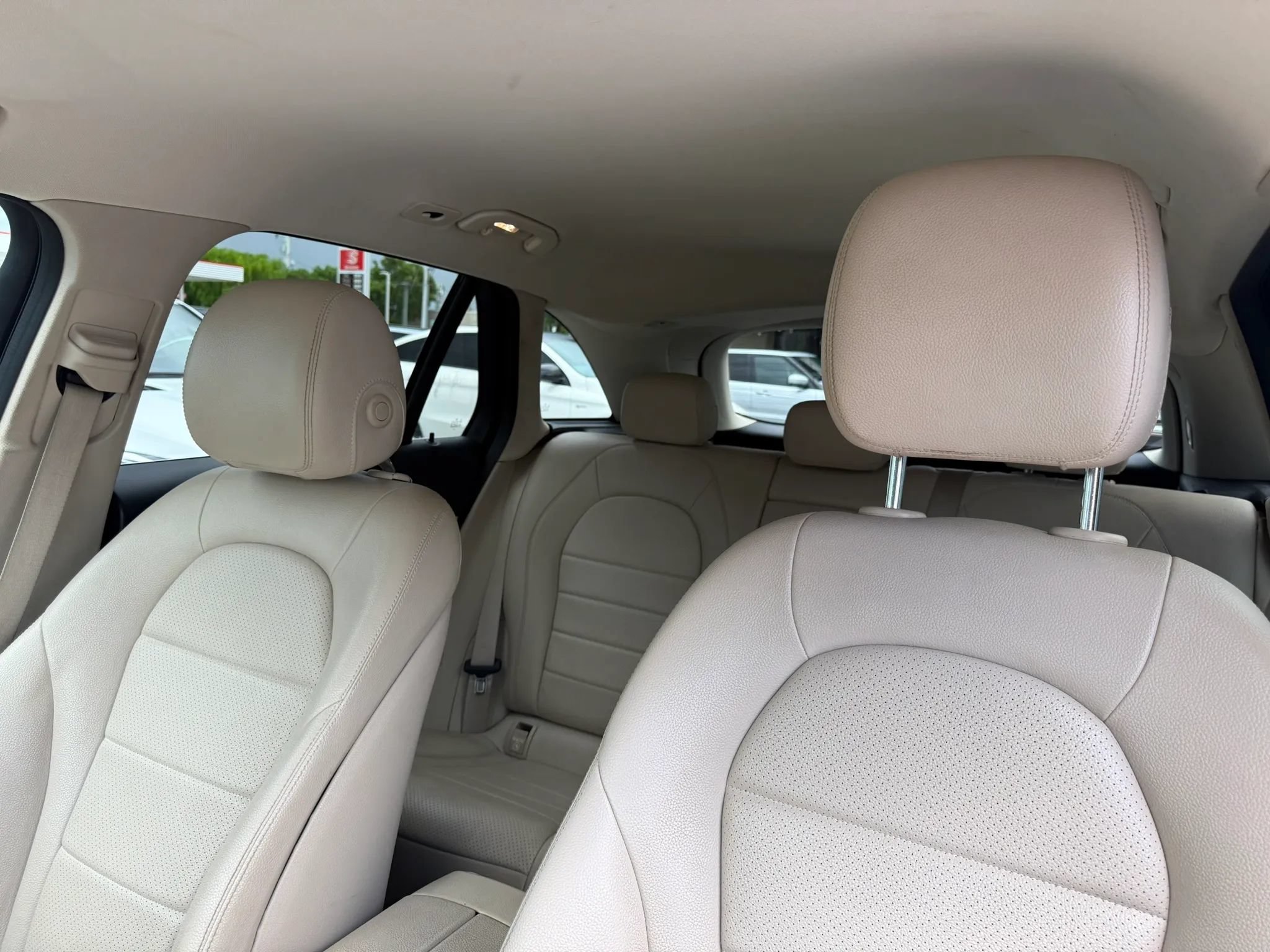 Used 2019 Mercedes-Benz GLC 300 image 14