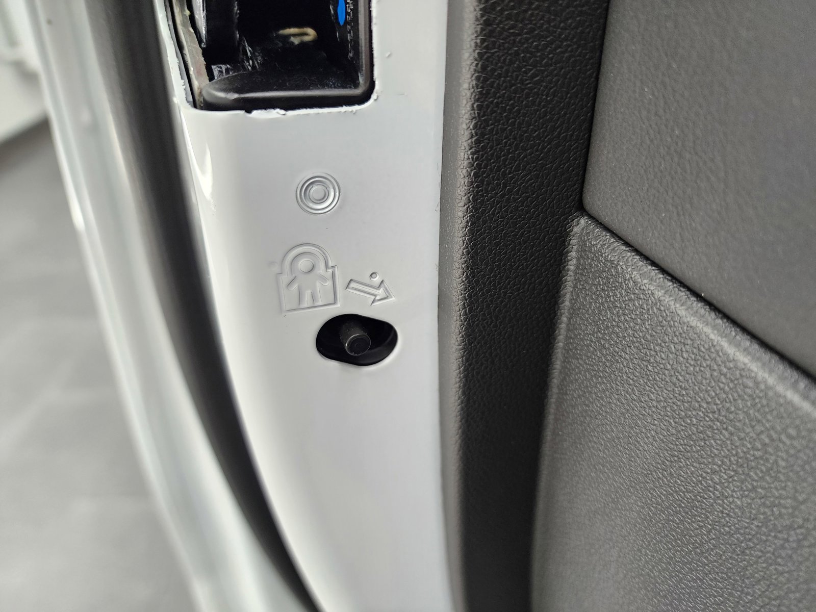 Used 2024 GMC Sierra 1500 AT4X image 47