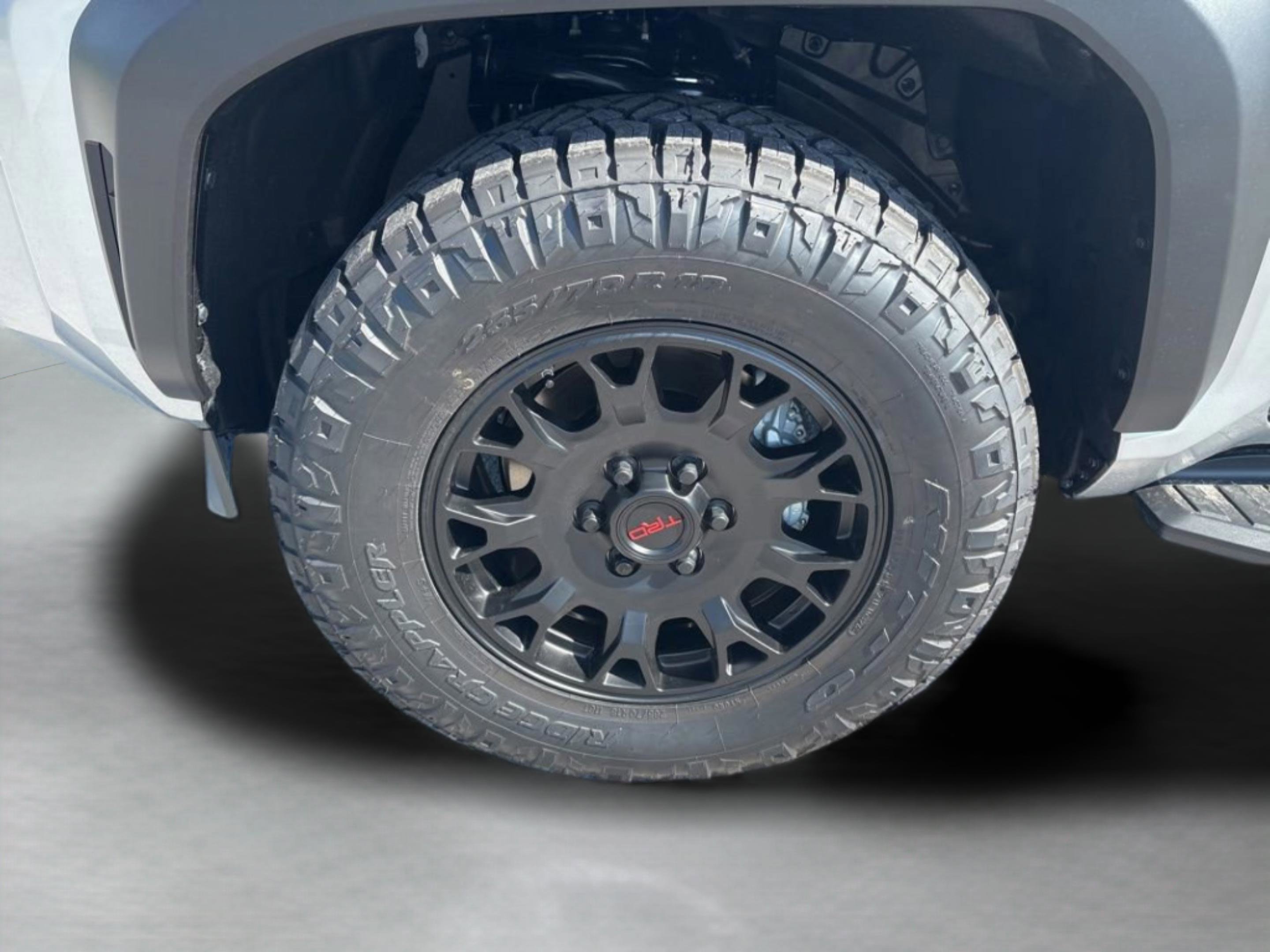 New 2026 Toyota 4Runner TRD Off-Road AWD/4WD image 37