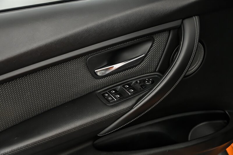 Used 2016 BMW M3 RWD image 13
