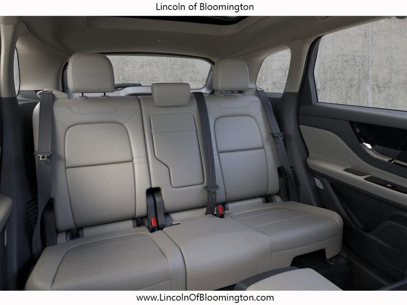 New 2026 Lincoln Corsair Premiere image 13