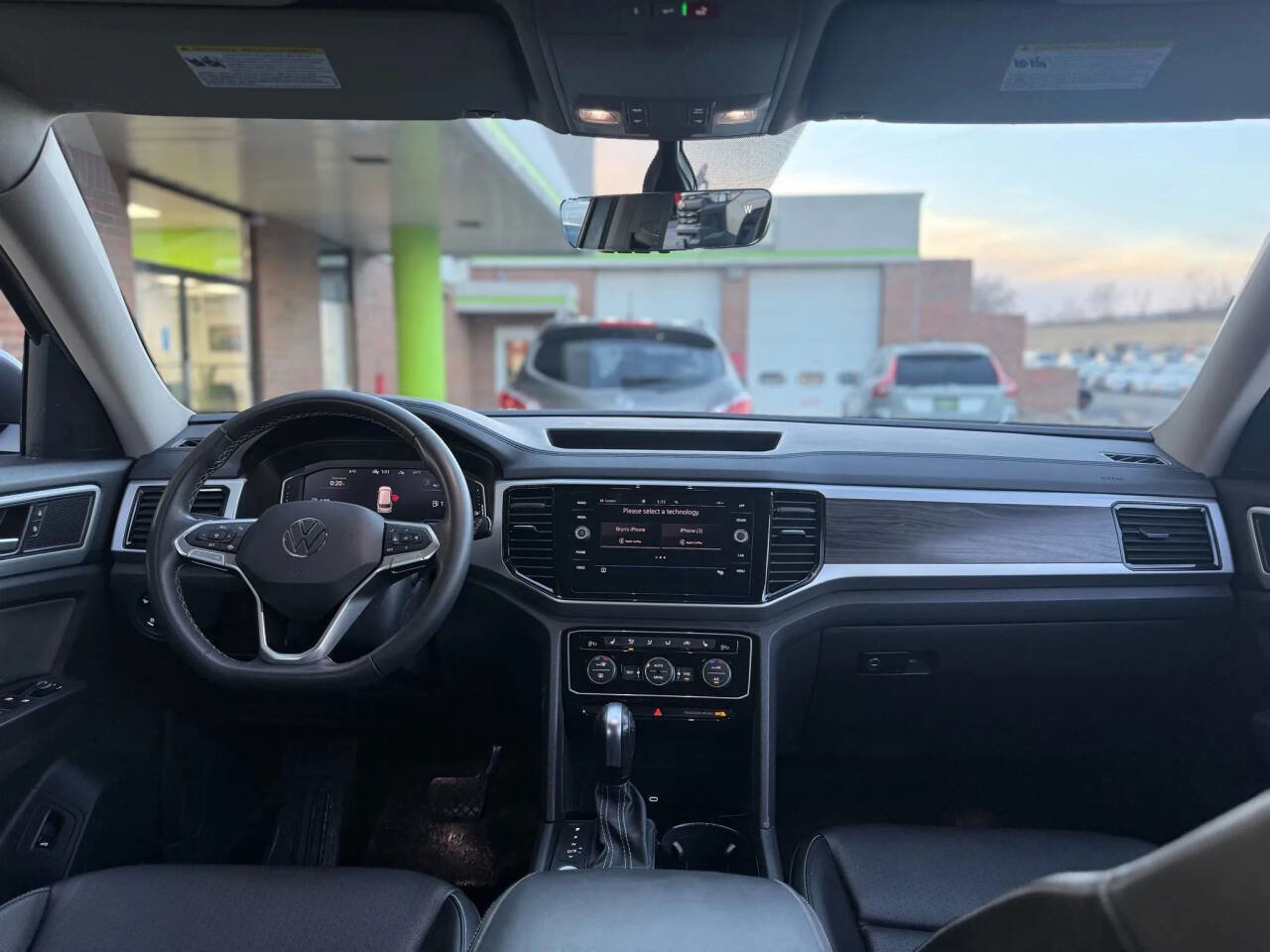 Used 2023 Volkswagen Atlas SE image 21