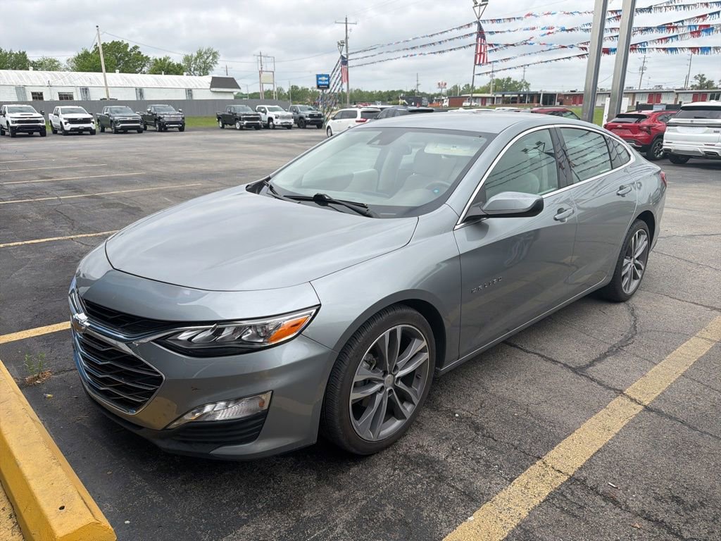Used 2024 Chevrolet Malibu LT FWD image 1
