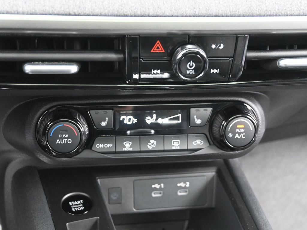 New 2026 Nissan Kicks SV w/ SV Premium Package AWD/4WD image 11