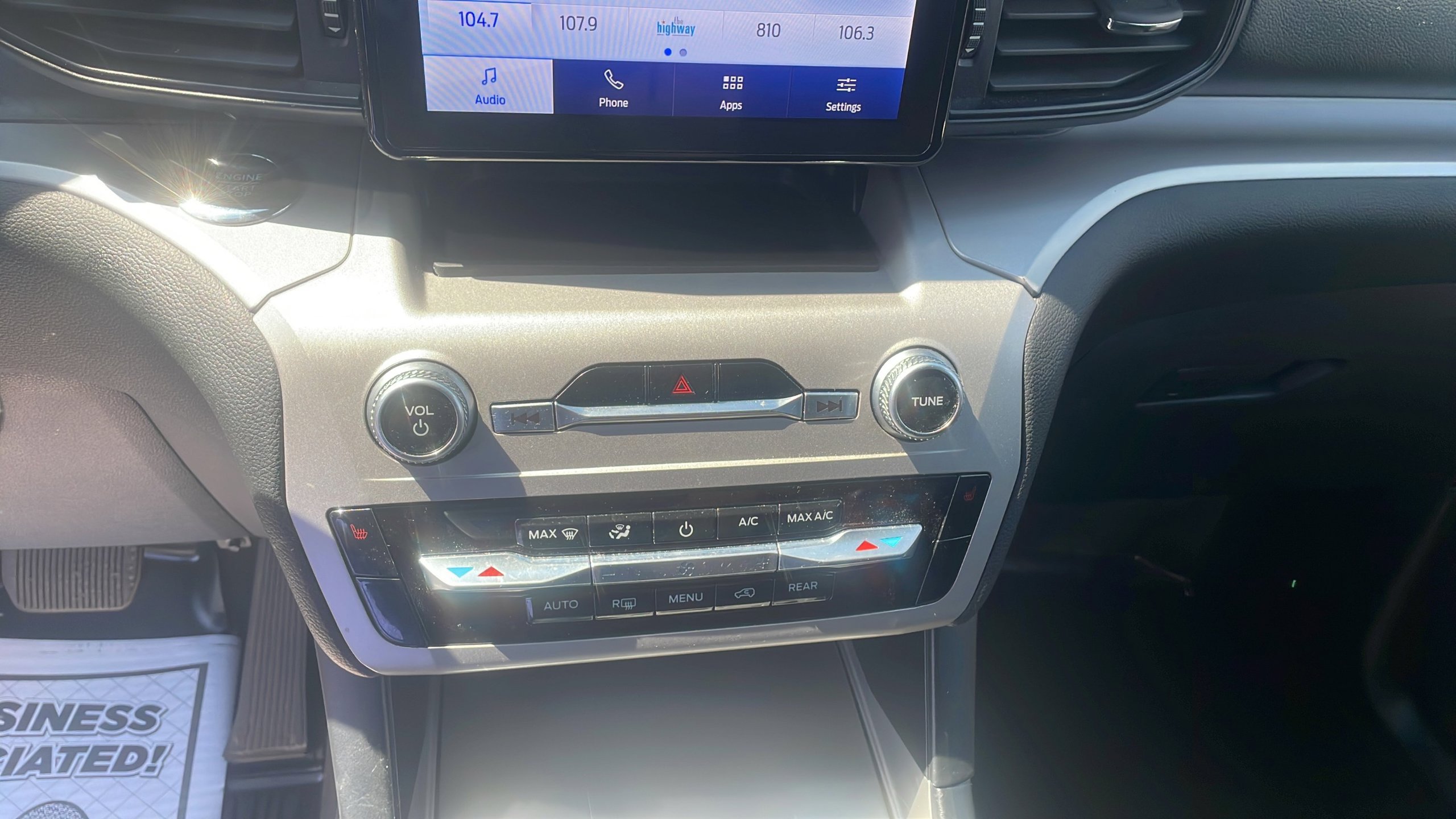 Certified 2023 Ford Explorer XLT AWD/4WD image 24