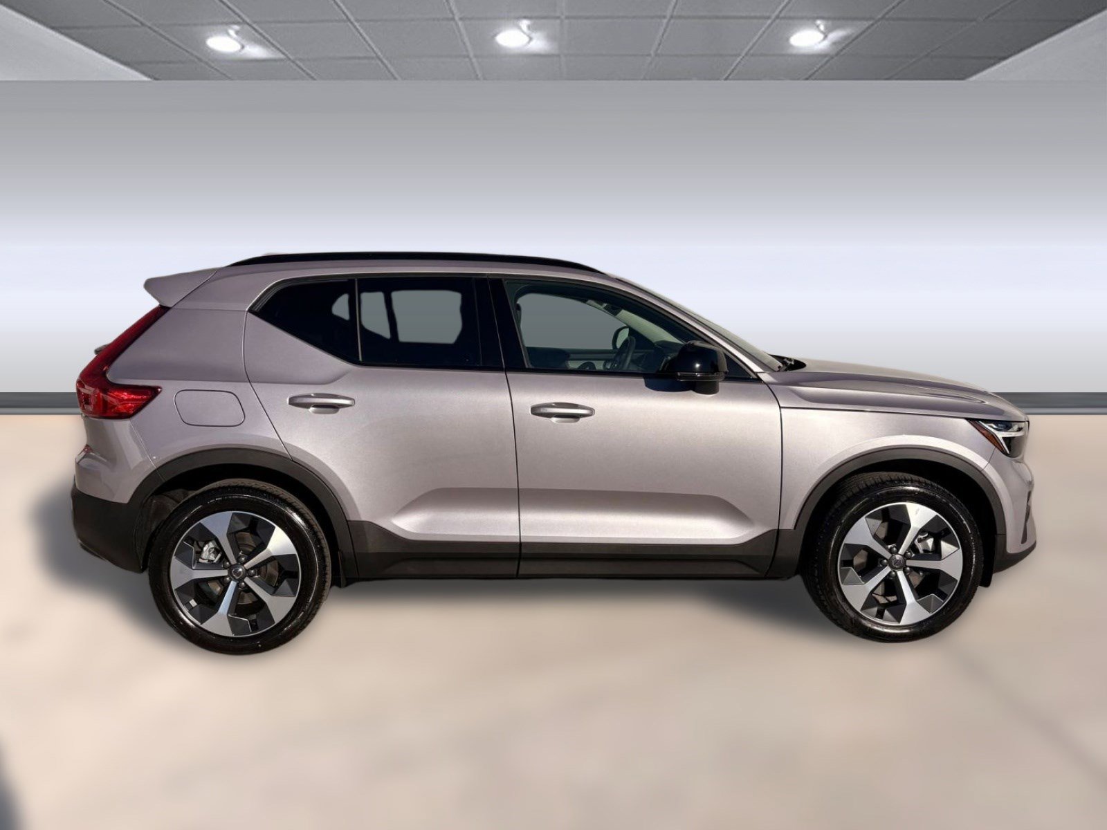 Certified 2026 Volvo XC40 B5 Core w/ Climate Package AWD/4WD image 8