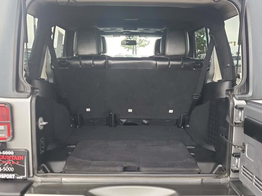 Used 2013 Jeep Wrangler Unlimited Sport AWD/4WD image 19