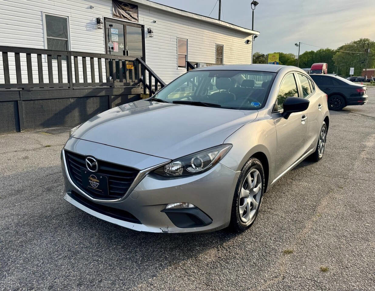 Used 2015 MAZDA MAZDA3 i SV