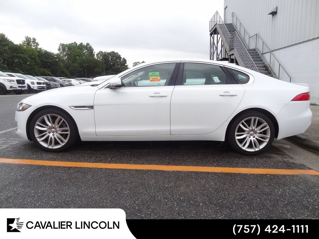 Used 2019 Jaguar XF Prestige AWD/4WD image 4