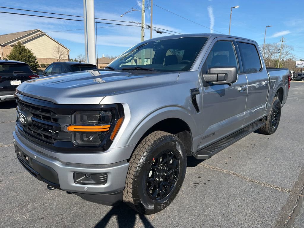 New 2026 Ford F150 XLT w/ Equipment Group 302A MID AWD/4WD image 4