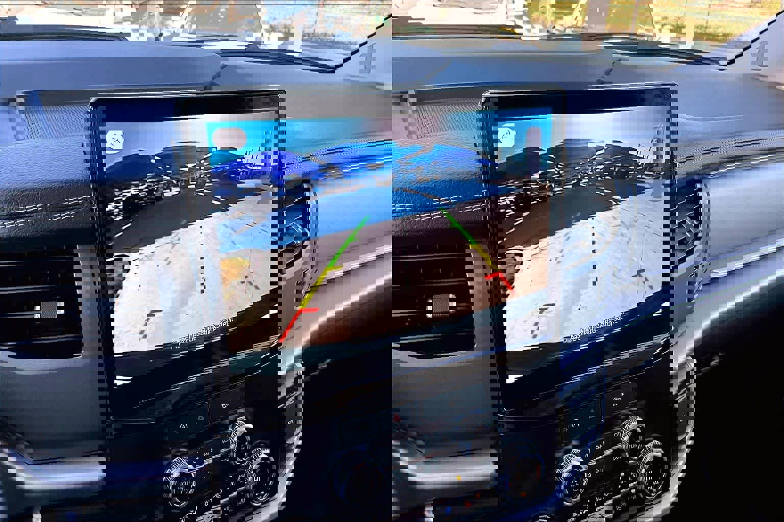 Used 2024 Ford Expedition Max XLT image 26