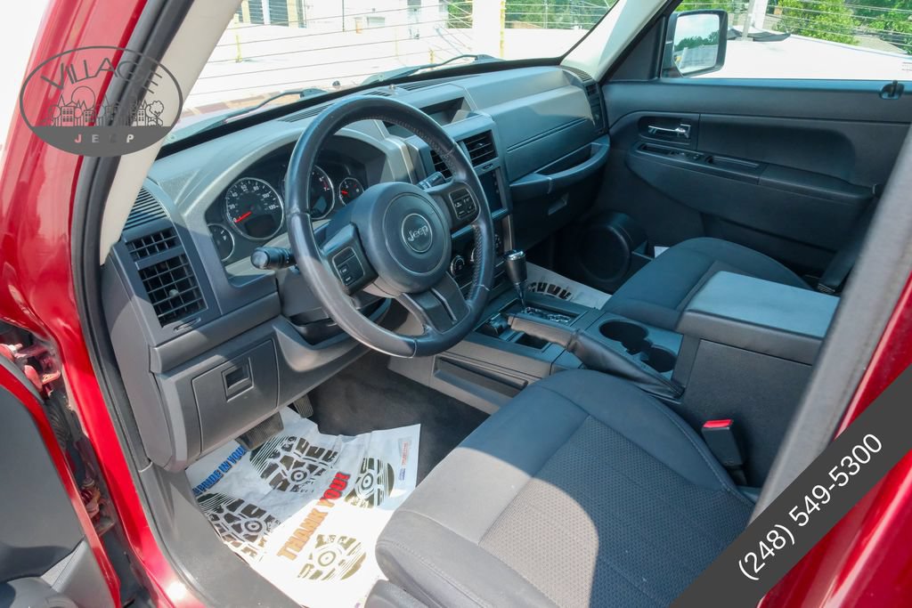Used 2012 Jeep Liberty Sport w/ Popular Equipment Group AWD/4WD image 13