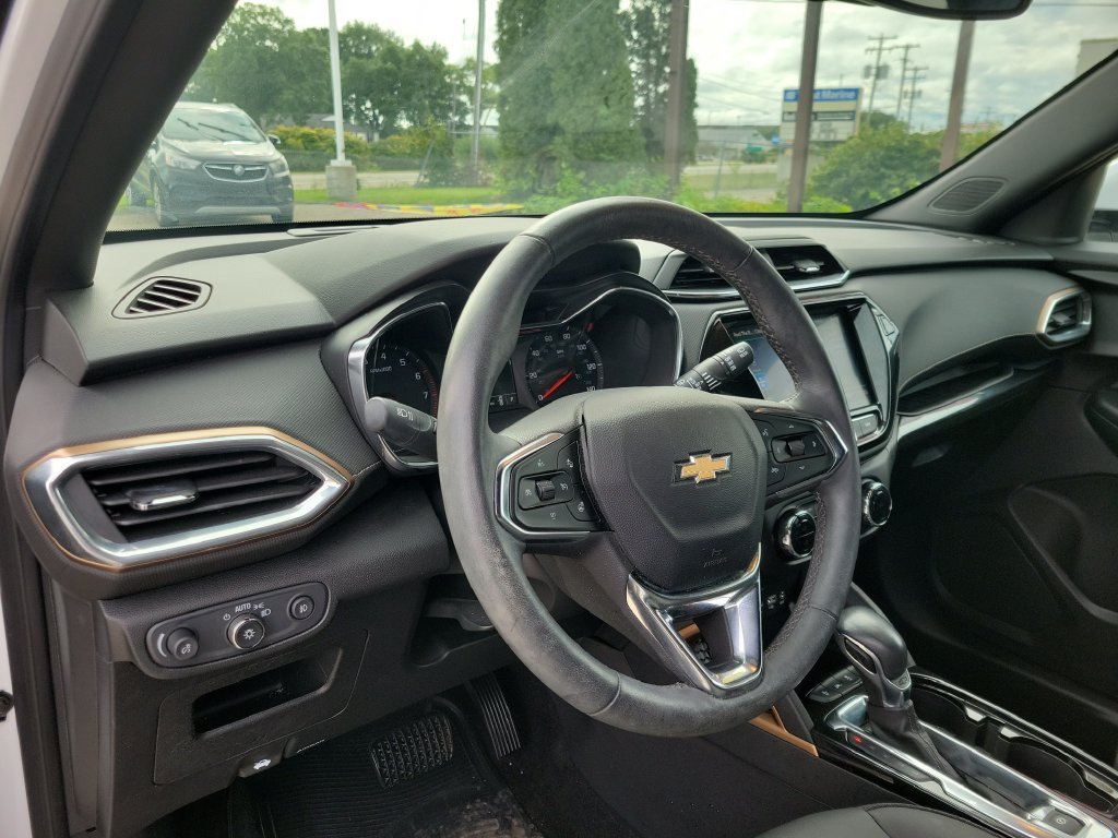 Used 2023 Chevrolet TrailBlazer ACTIV w/ Convenience Package AWD/4WD image 19