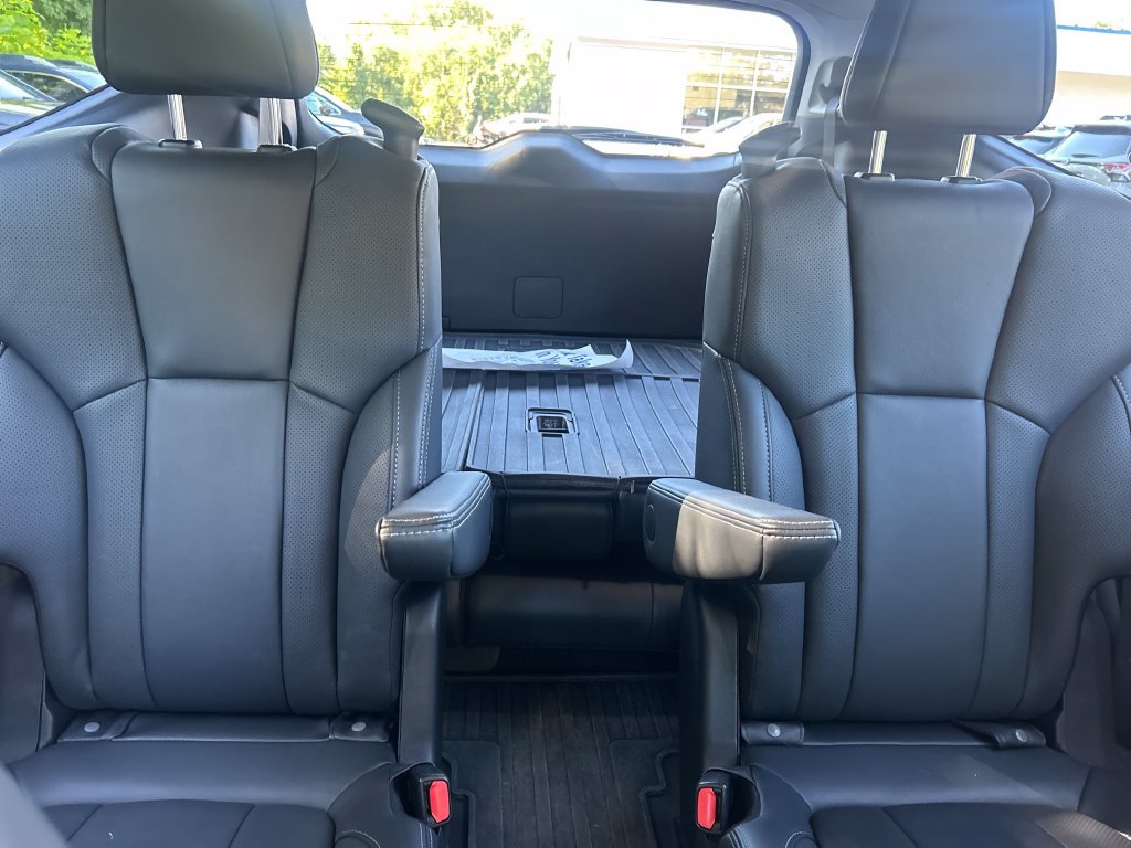 Certified 2023 Subaru Ascent Limited AWD/4WD image 33
