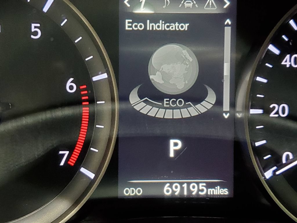 Used 2017 Lexus ES 350 w/ Accessory Package FWD image 34