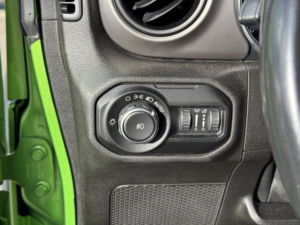 Used 2019 Jeep Wrangler Unlimited Sport S image 18