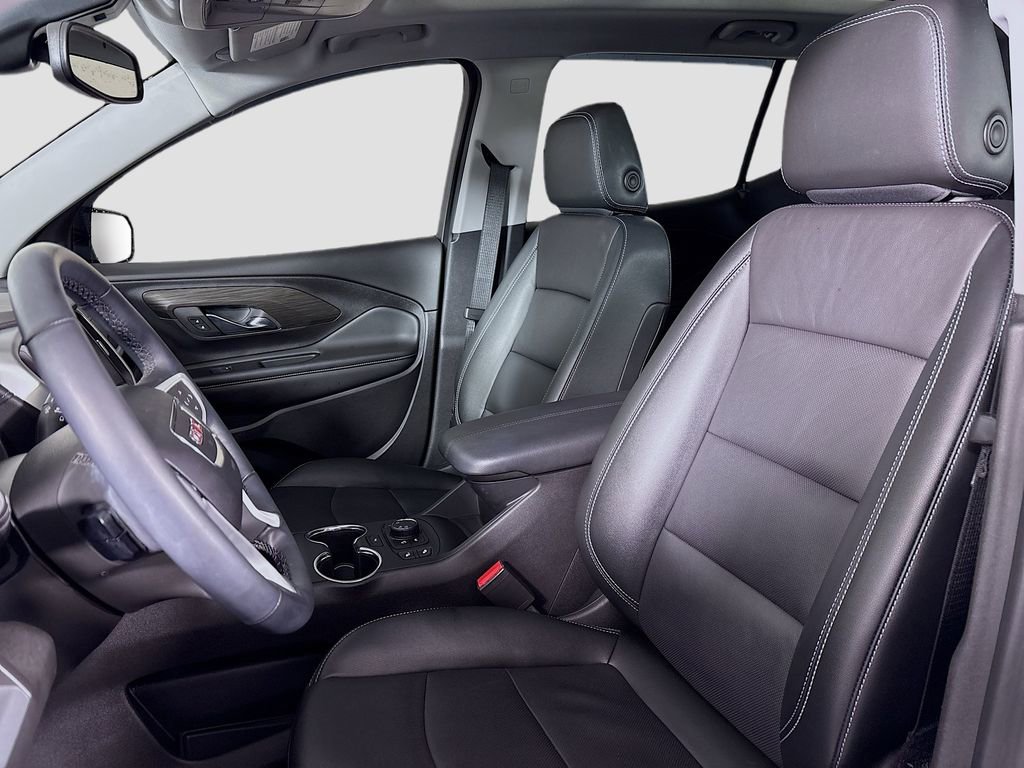 Certified 2024 GMC Terrain SLT w/ Infotainment Package II image 25