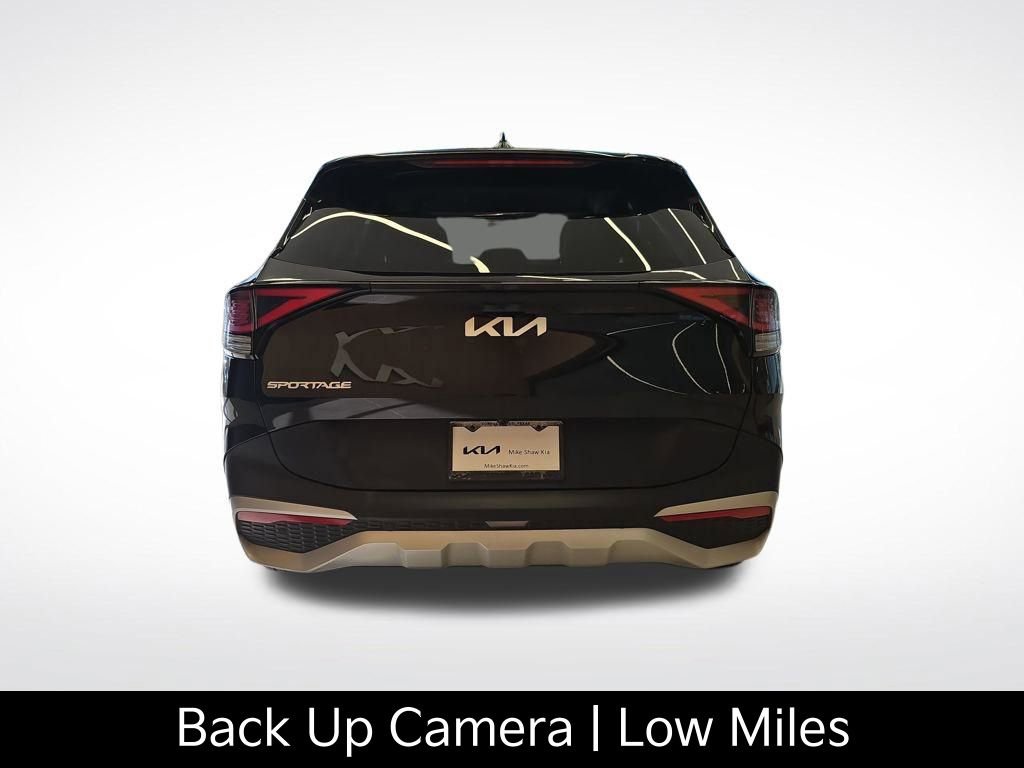 Certified 2025 Kia Sportage EX image 4
