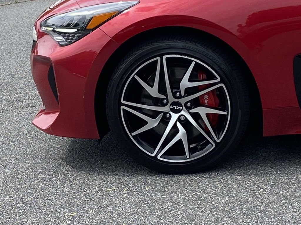 Used 2023 Kia Stinger GT-Line w/ Sun & Sound Package AWD/4WD image 13