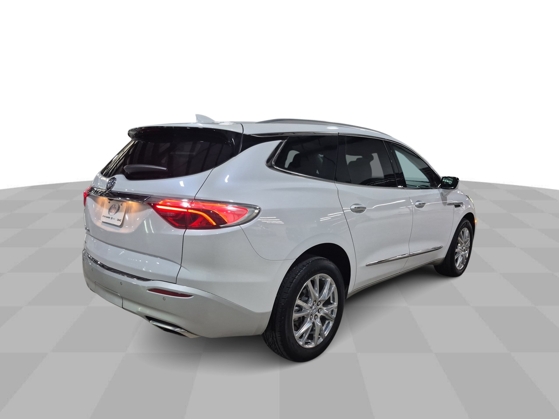 Used 2024 Buick Enclave Essence w/ Experience Buick Package AWD/4WD image 9