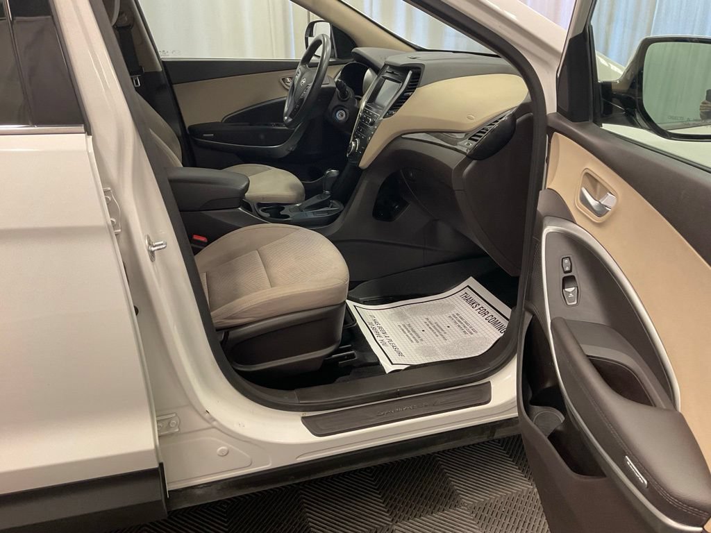 Used 2019 Hyundai Santa Fe XL SE FWD image 28