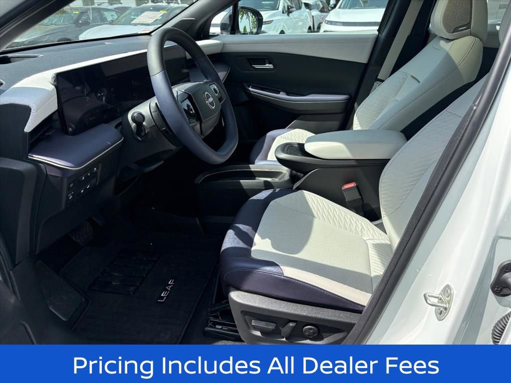New 2026 Nissan Leaf Platinum+ w/ Cargo Package (Platinum+) FWD image 18