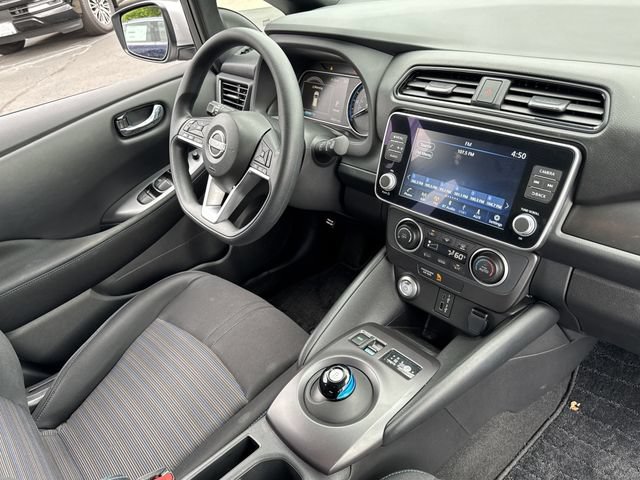 Used 2025 Nissan Leaf S FWD image 28