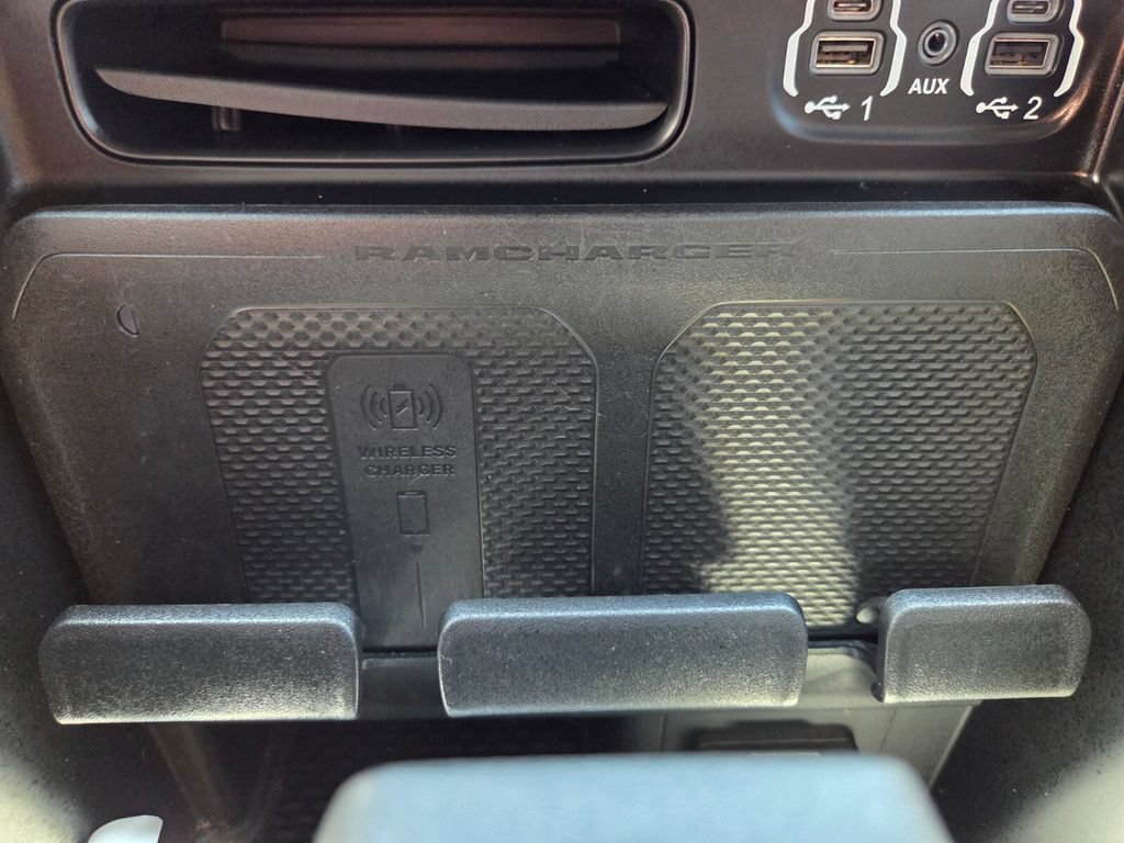 Used 2024 RAM 2500 Laramie AWD/4WD image 30