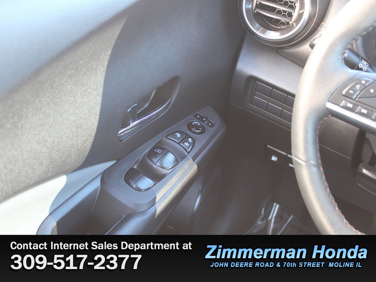 Used 2024 Nissan Kicks SR w/ SR Premium Package image 14