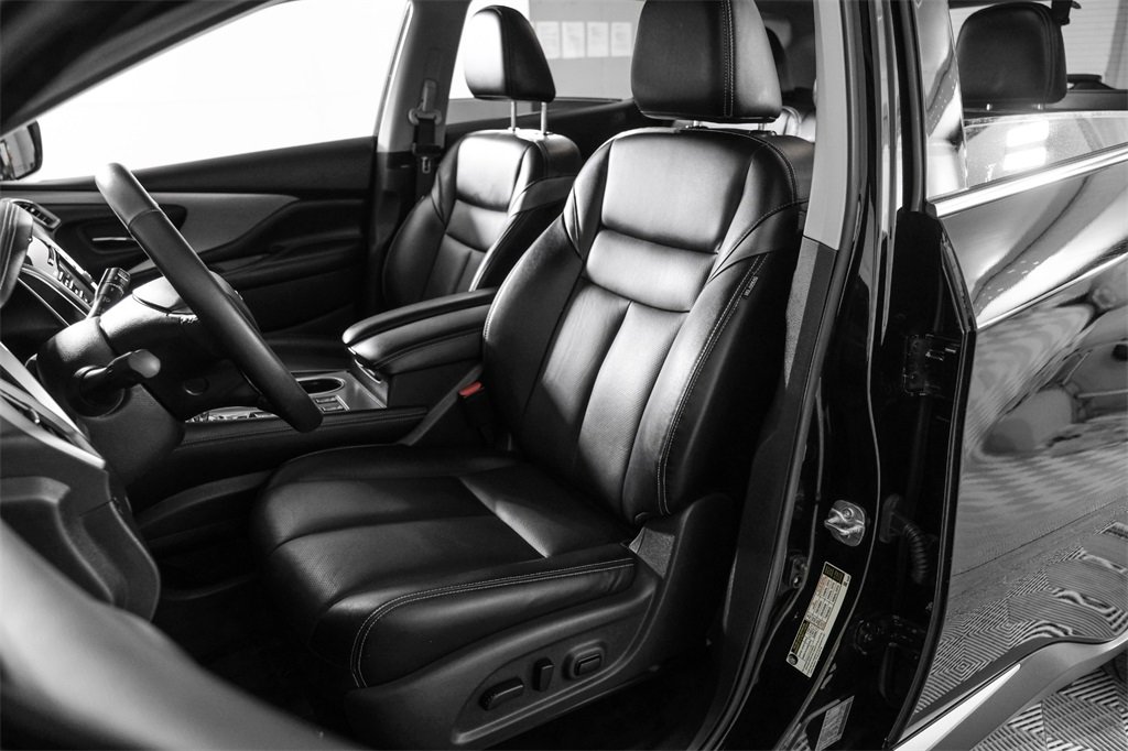 Used 2023 Nissan Murano SL image 3