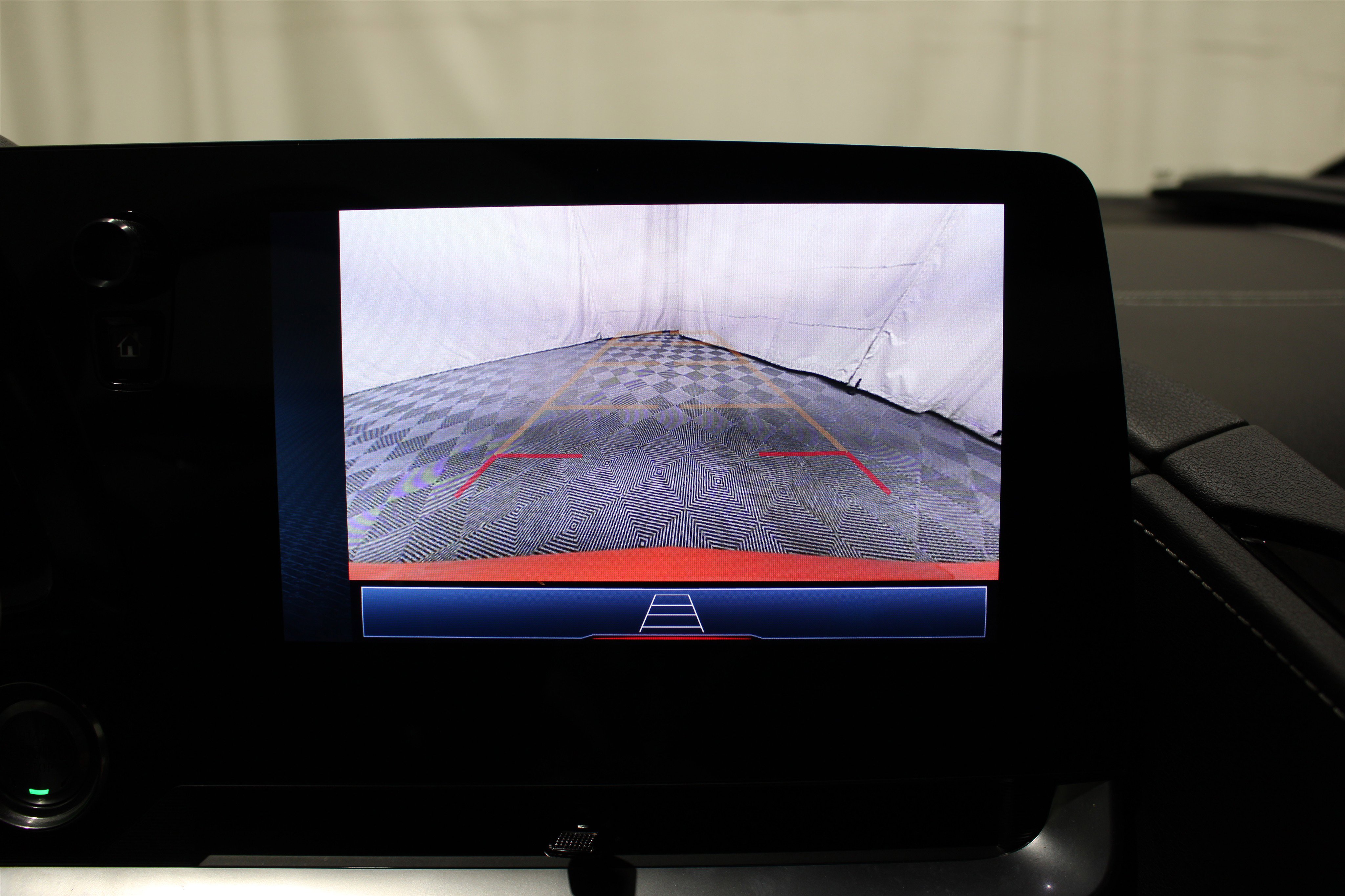 Used 2024 Chevrolet Corvette Stingray Coupe w/ Z51 Performance Package RWD image 17