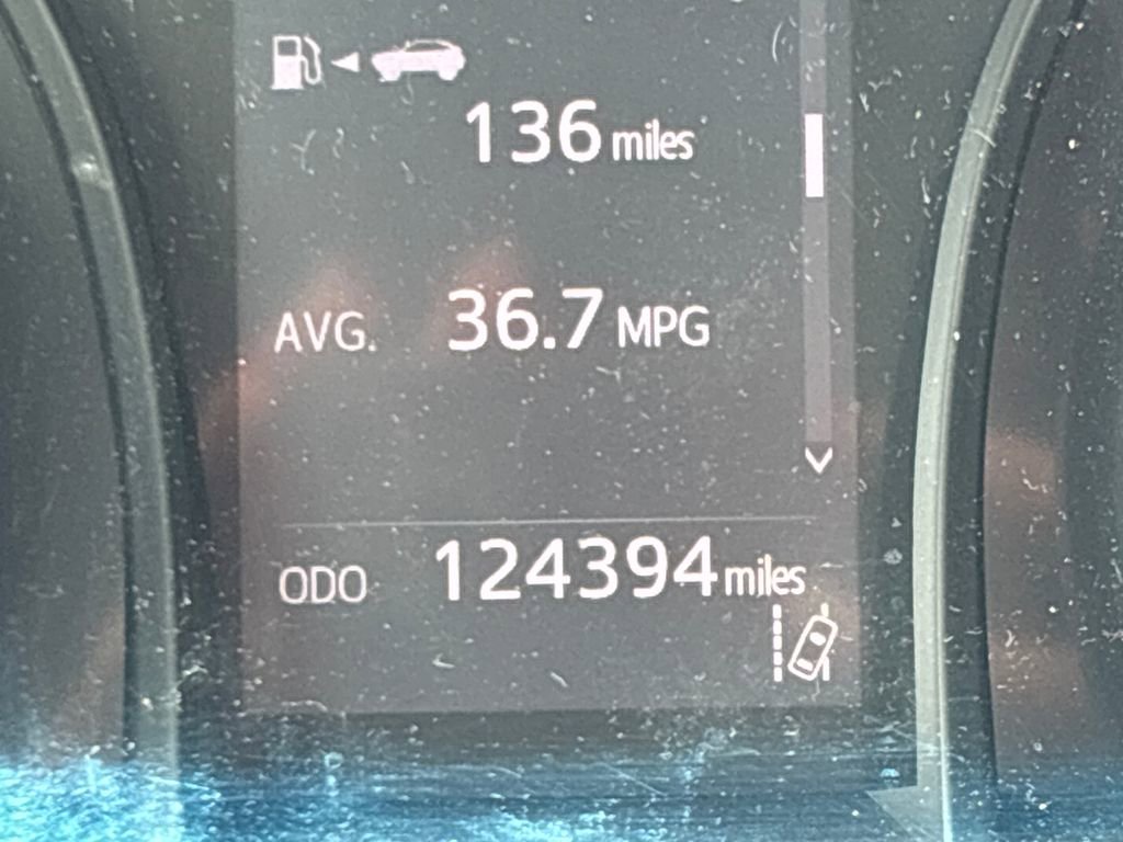 Used 2019 Toyota Camry LE FWD image 30