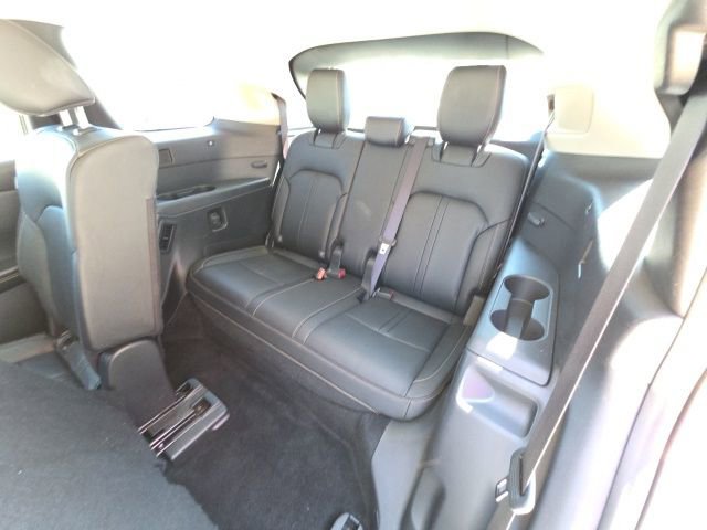 Used 2024 MAZDA CX-90 3.3 Turbo w/ Preferred Plus AWD/4WD image 28