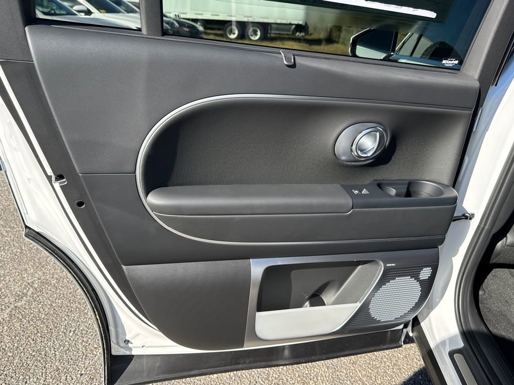 New 2026 Hyundai Ioniq 9 Calligraphy image 12