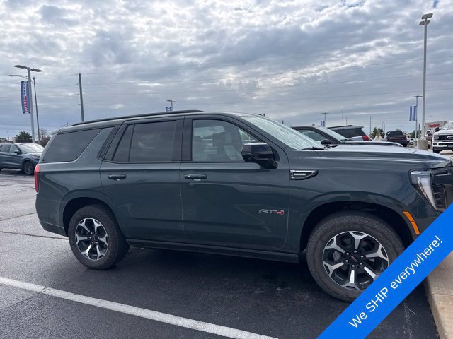 Used 2026 GMC Yukon AT4 w/ AT4 Premium Plus Package AWD/4WD image 2