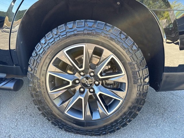 Certified 2024 Chevrolet Tahoe Z71 w/ Luxury Package image 9