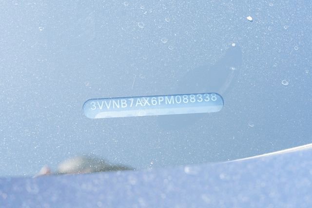 Certified 2023 Volkswagen Tiguan SE FWD image 10