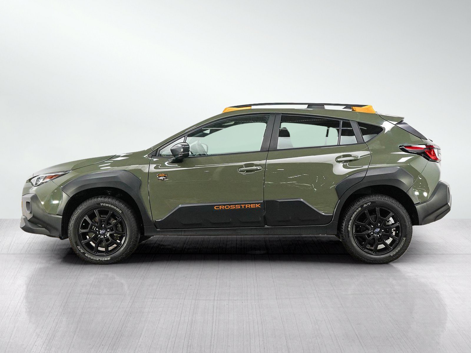 Used 2024 Subaru Crosstrek 2.5i Wilderness w/ Crosstrek Mirror Package AWD/4WD image 2