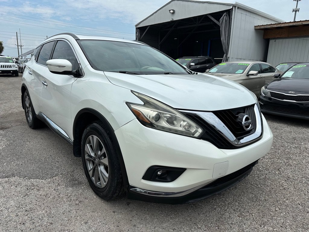 Used 2015 Nissan Murano SV w/ Premium Package FWD image 3