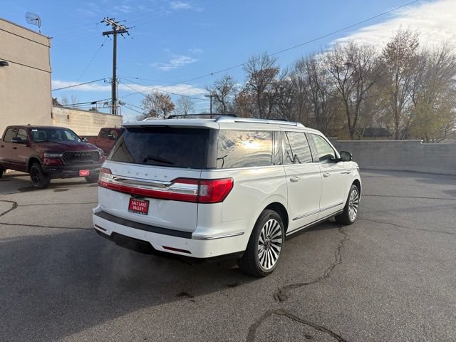 Used 2021 Lincoln Navigator L Reserve w/ Luxury Package AWD/4WD image 8
