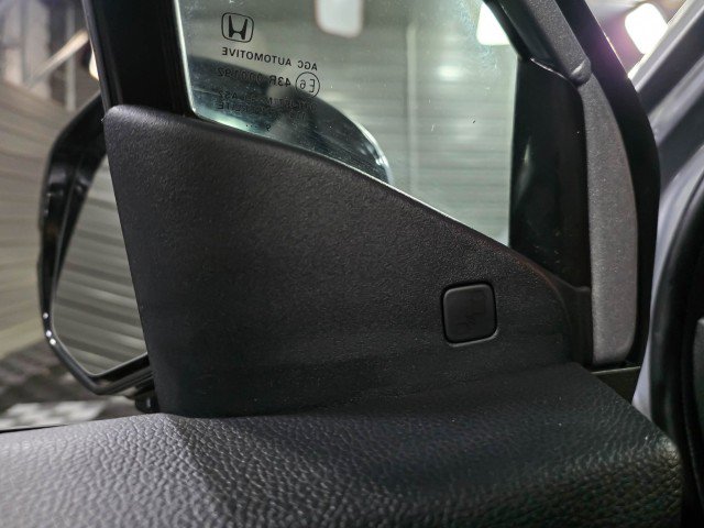 Used 2021 Honda Pilot Touring image 35