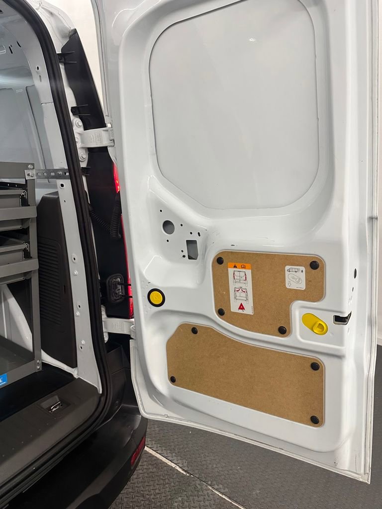 Used 2020 Ford Transit Connect XL image 24