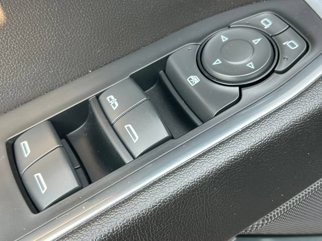 Used 2024 Chevrolet Silverado 1500 LT AWD/4WD image 19