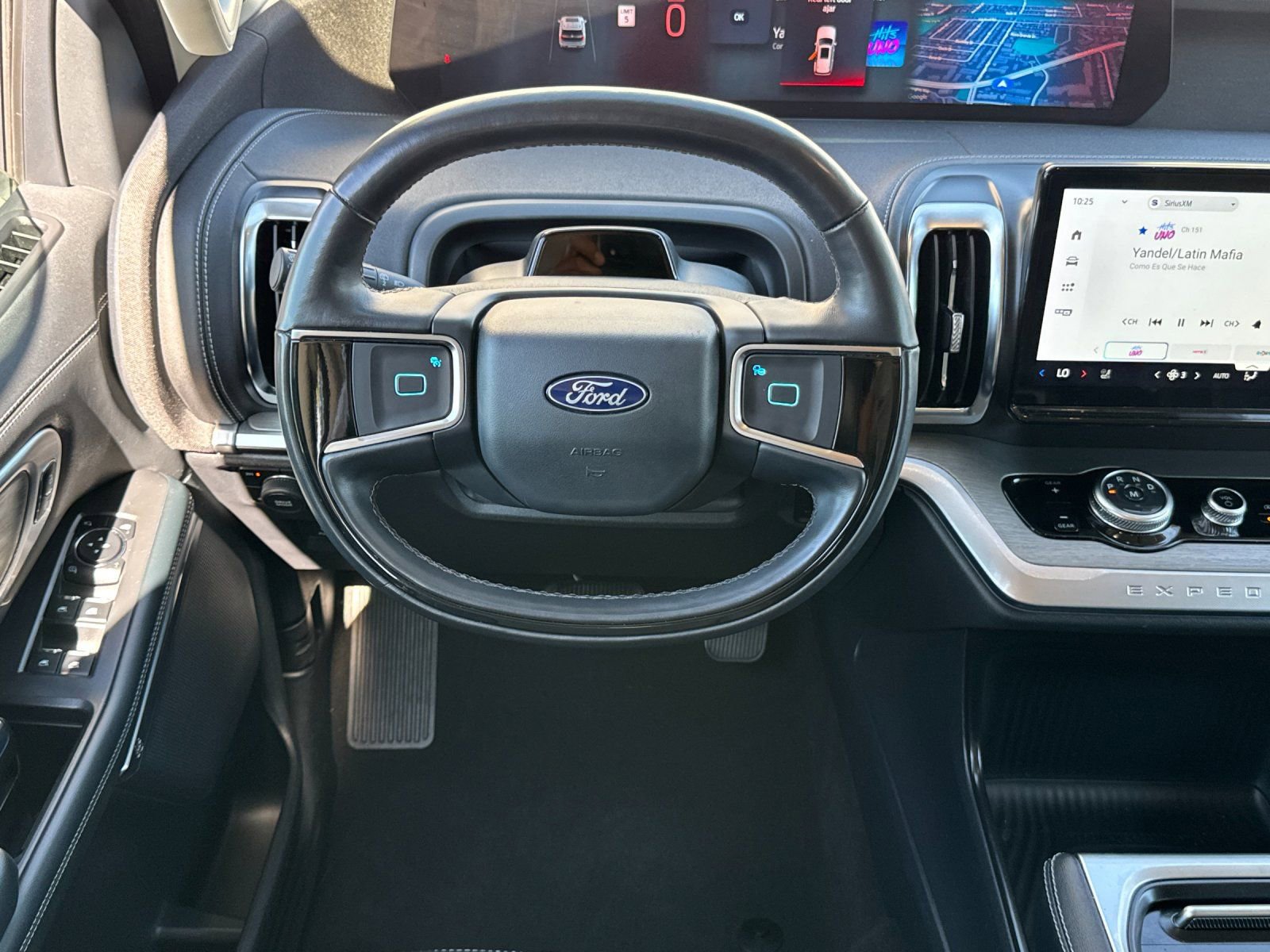 Used 2025 Ford Expedition Max Platinum w/ Driver's Package image 17