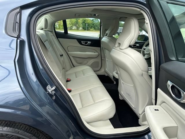 Used 2021 Volvo S60 T6 Momentum w/ Advanced Package AWD/4WD image 14
