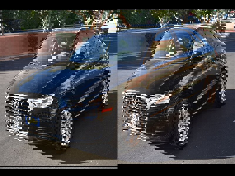 Used 2017 Audi Q3 2.0T Premium image 3