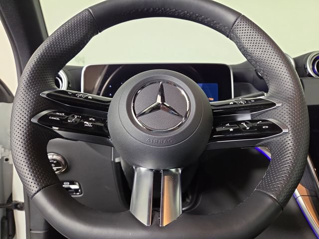 Used 2026 Mercedes-Benz GLC 300 4MATIC image 21